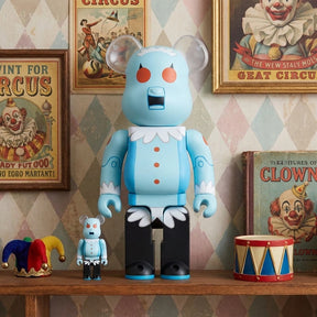 400% & 100% Bearbrick Set - Rosie The Robot (The Jetsons) | 400% & 100% Bearbrick Set - Rosie The Robot (The Jetsons) | Køb hos Bearbrick.dk