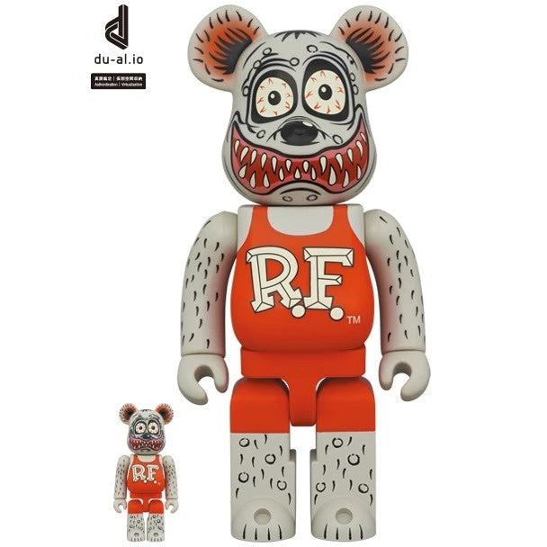 400% & 100% Bearbrick Set - Rosie The Robot (The Jetsons) | Osta